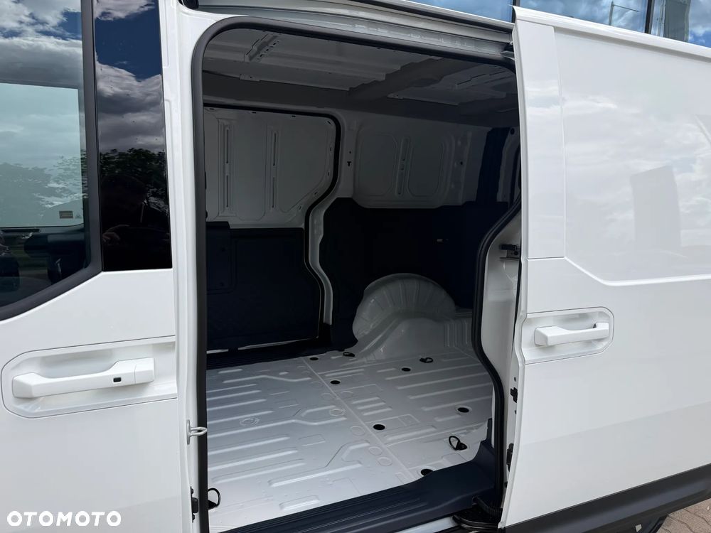 Kia PV5 71.2kWh - 7