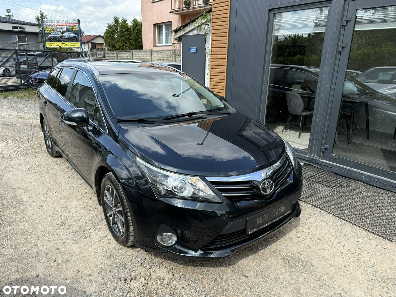 Toyota Avensis - 4