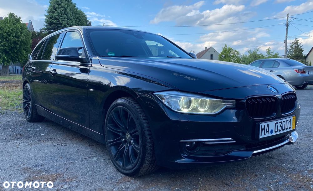BMW Seria 3 320d Luxury Line - 2