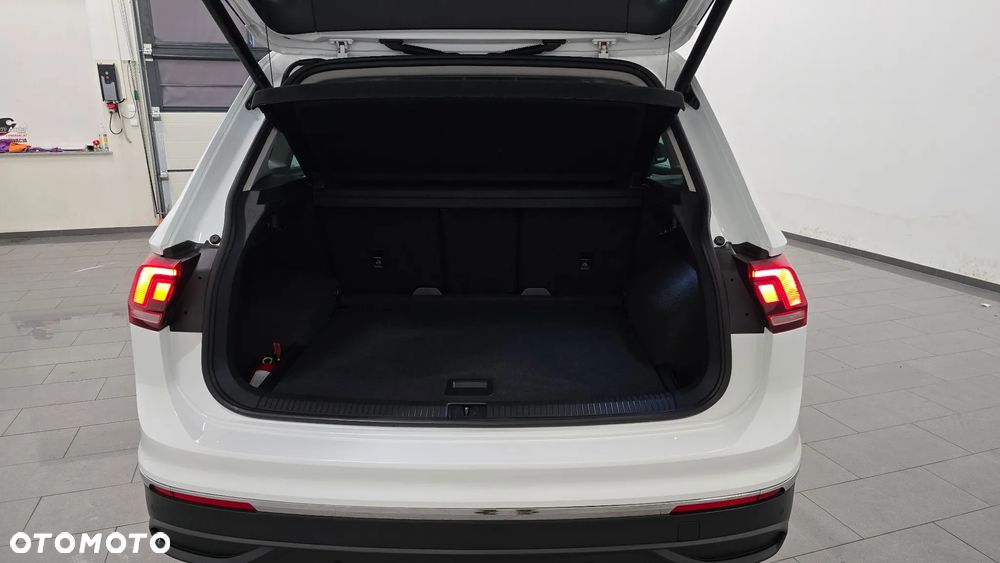 Volkswagen Tiguan 2.0 TSI 4Mot Elegance DSG - 9