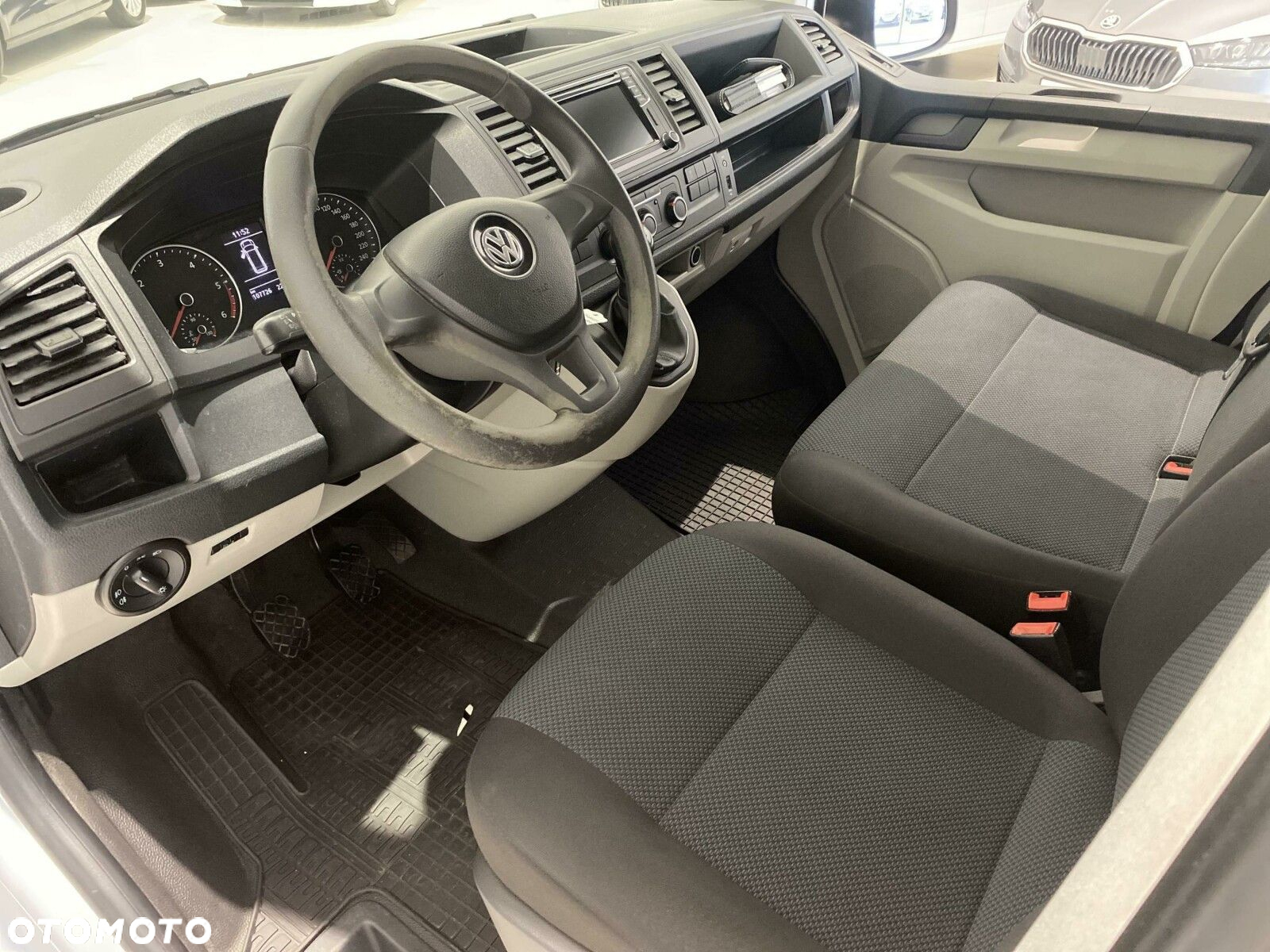 Volkswagen Transporter Furgon - 11