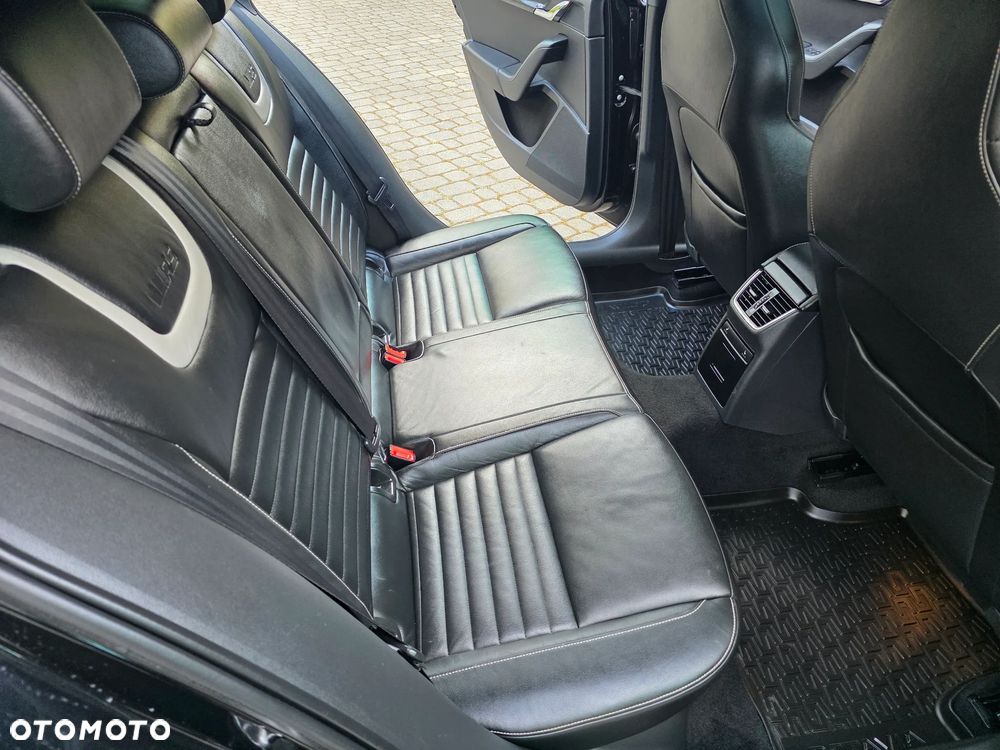 Skoda Octavia 2.0 TSI (Green tec) DSG RS - 17