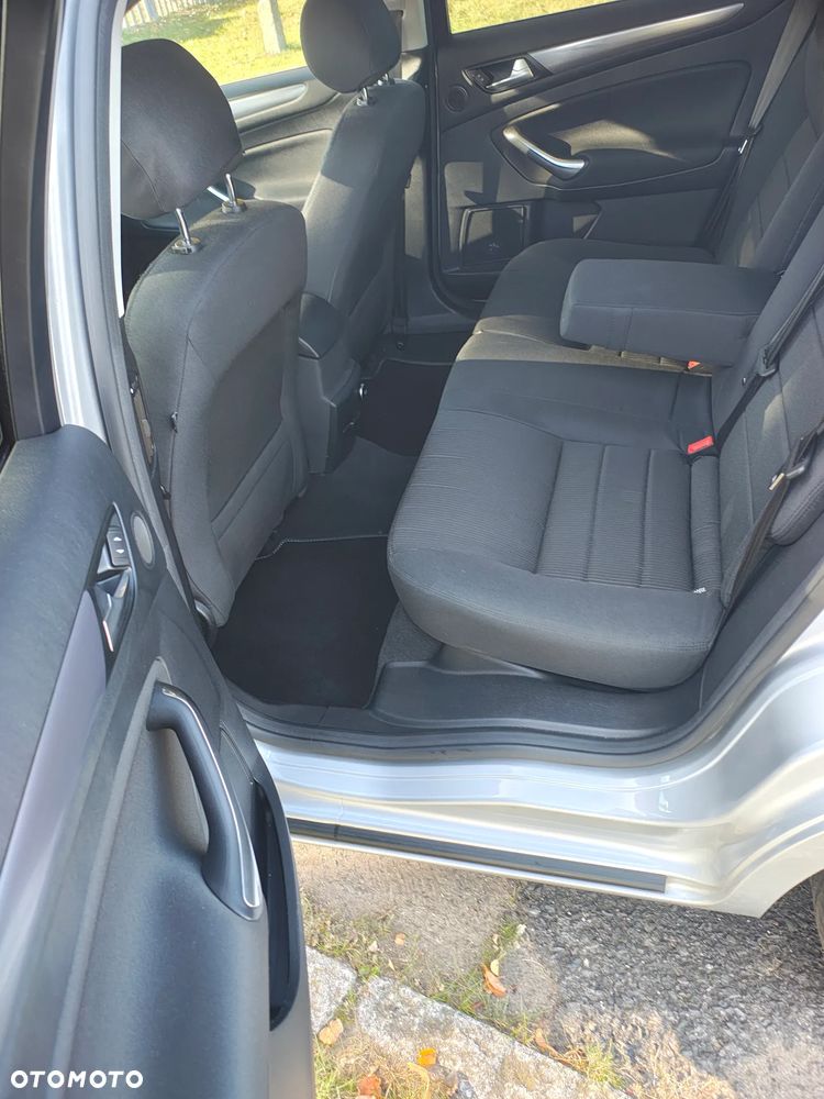Ford Mondeo - 19