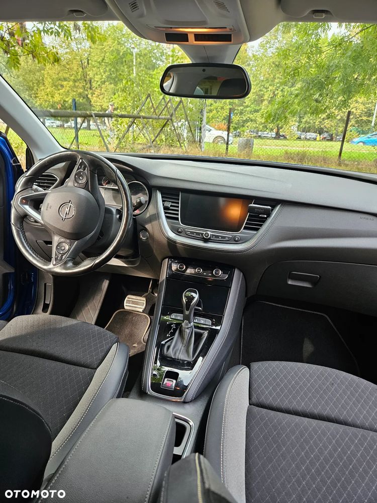 Opel Grandland X - 8