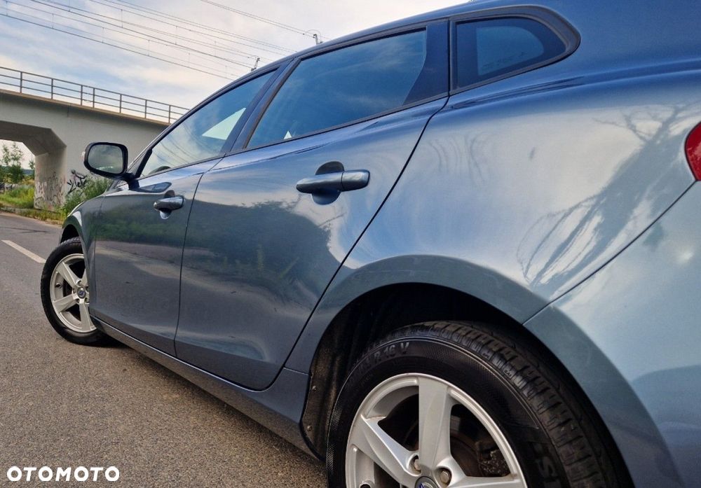 Volvo V40 T2 You - 16