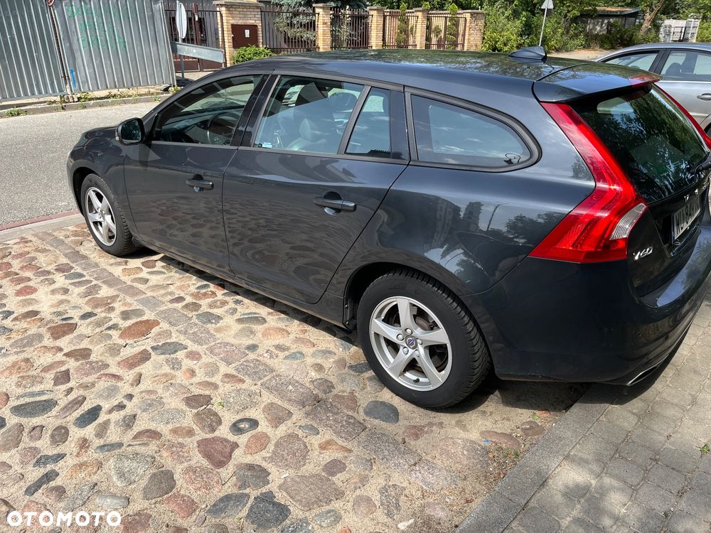 Volvo V60 D4 Drive-E Kinetic - 5