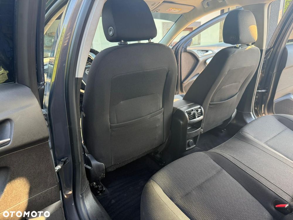 Opel Insignia - 15