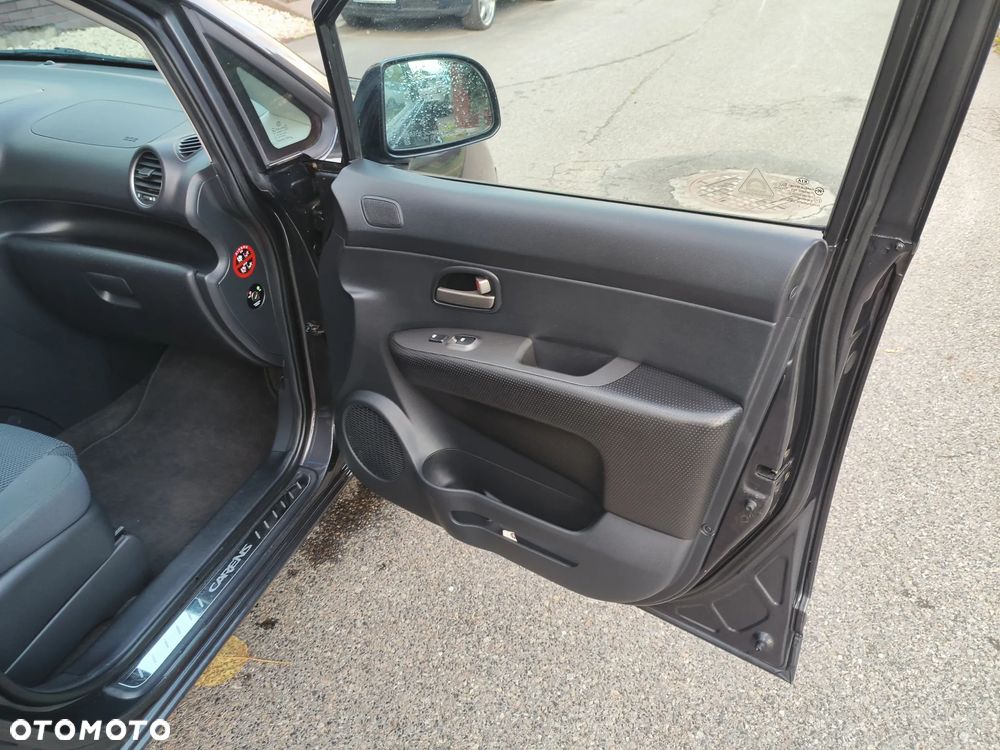 Kia Carens 2.0 CVVT Spirit - 18
