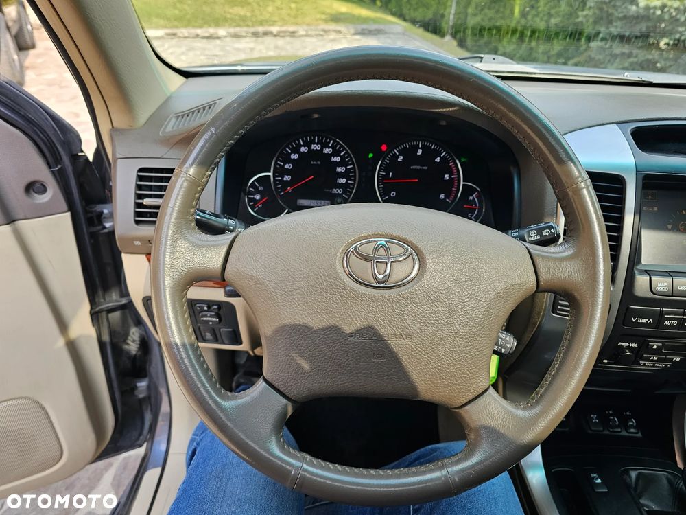 Toyota Land Cruiser 3.0 D Sol Navi - 32