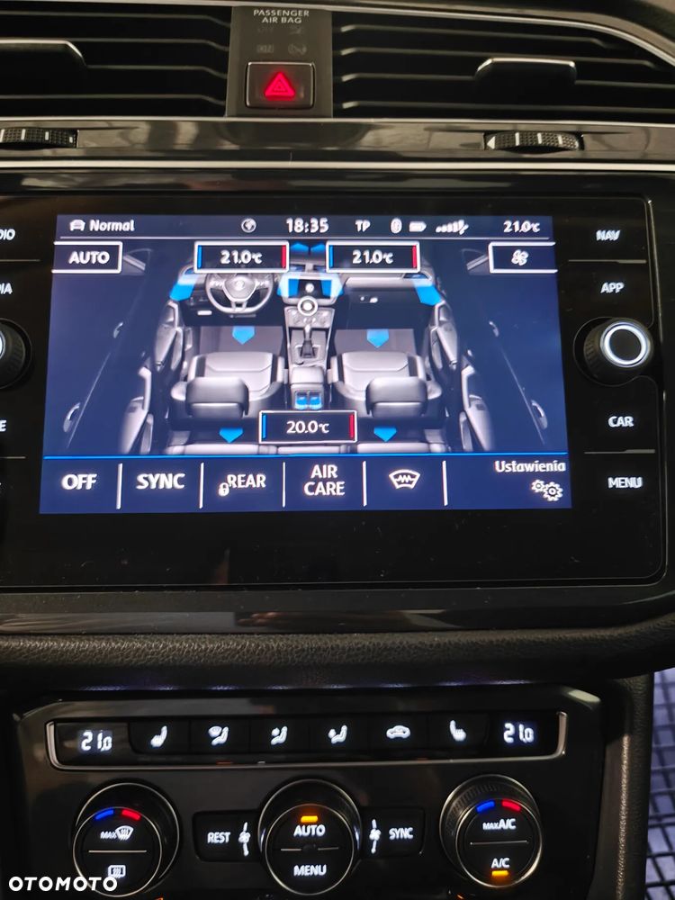 Volkswagen Tiguan - 24