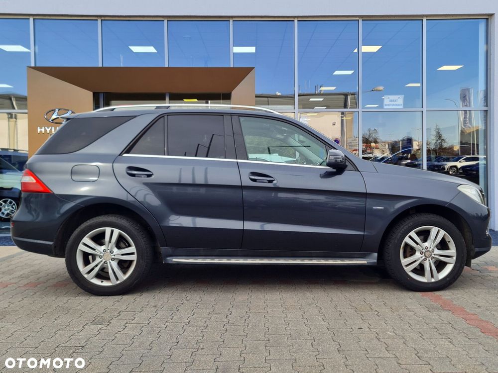 Mercedes-Benz ML 350 BlueTec 4-Matic - 7