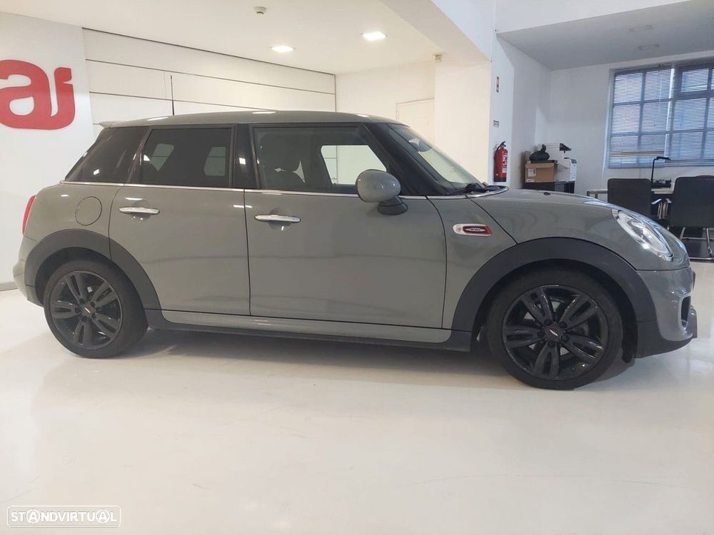 MINI 5 Portas One D - 4