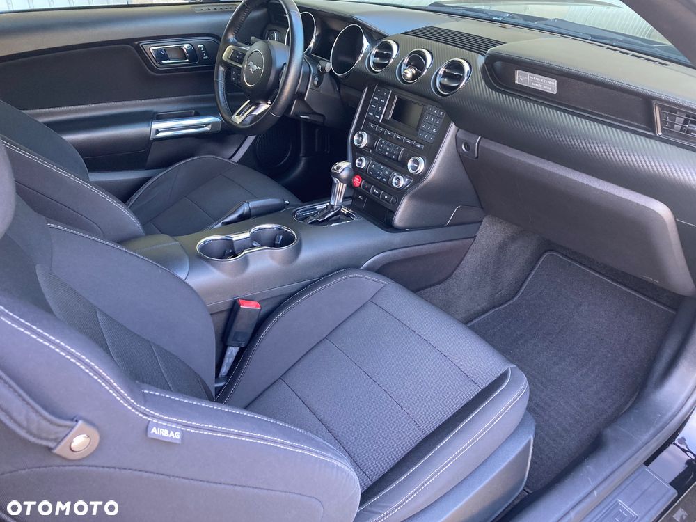Ford Mustang 3.7 V6 - 10