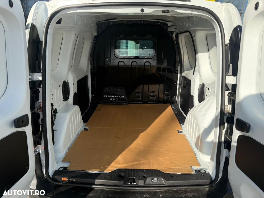 Renault Express - 15