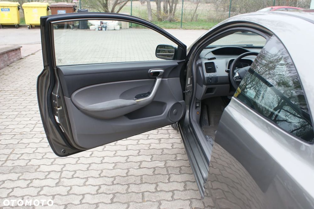 Honda Civic 1.8 LX - 17