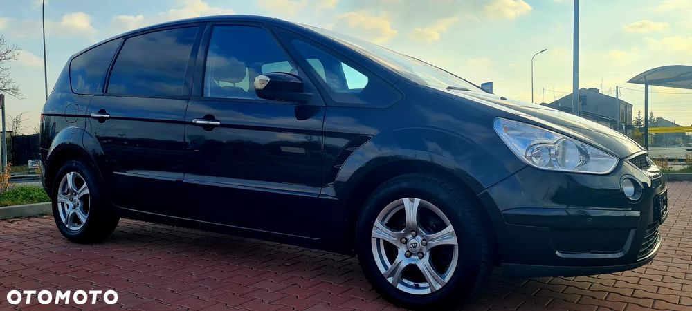 Ford S-Max 2.3 Titanium - 12