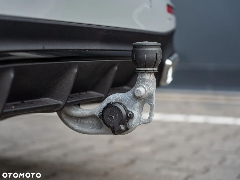 Mercedes-Benz Klasa E 300 de PHEV 4-Matic AMG 9G-Tronic - 19