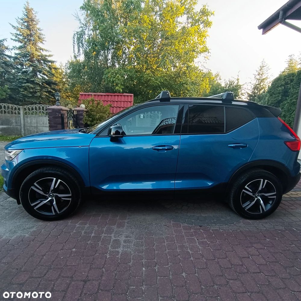Volvo XC 40 D4 AWD R-Design - 2