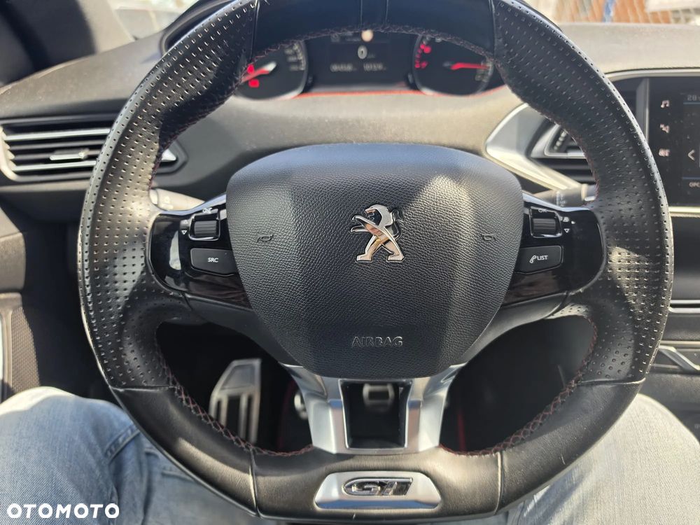 Peugeot 308 1.6 e-THP GT S&S - 34