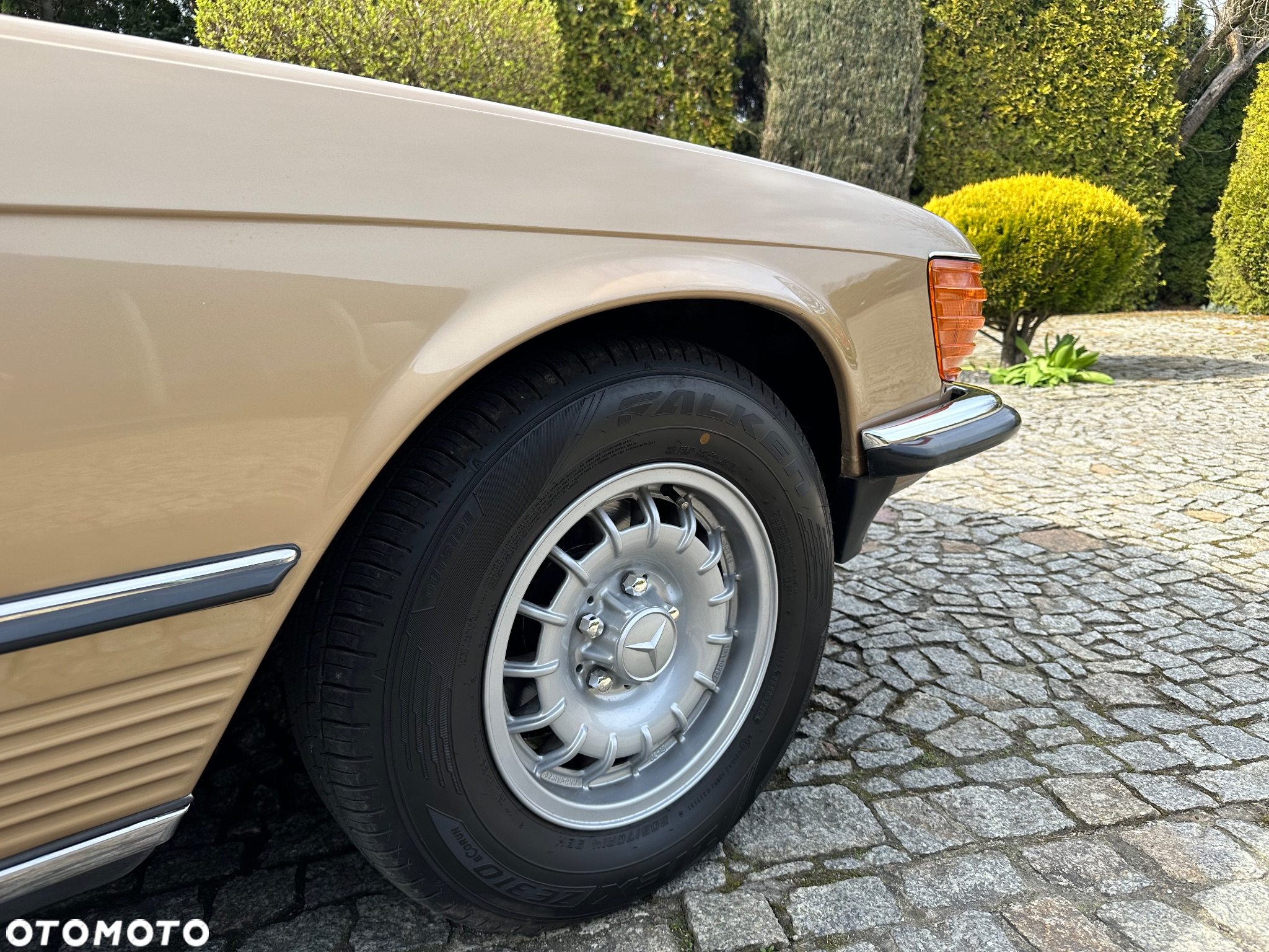Mercedes-Benz SL - 10