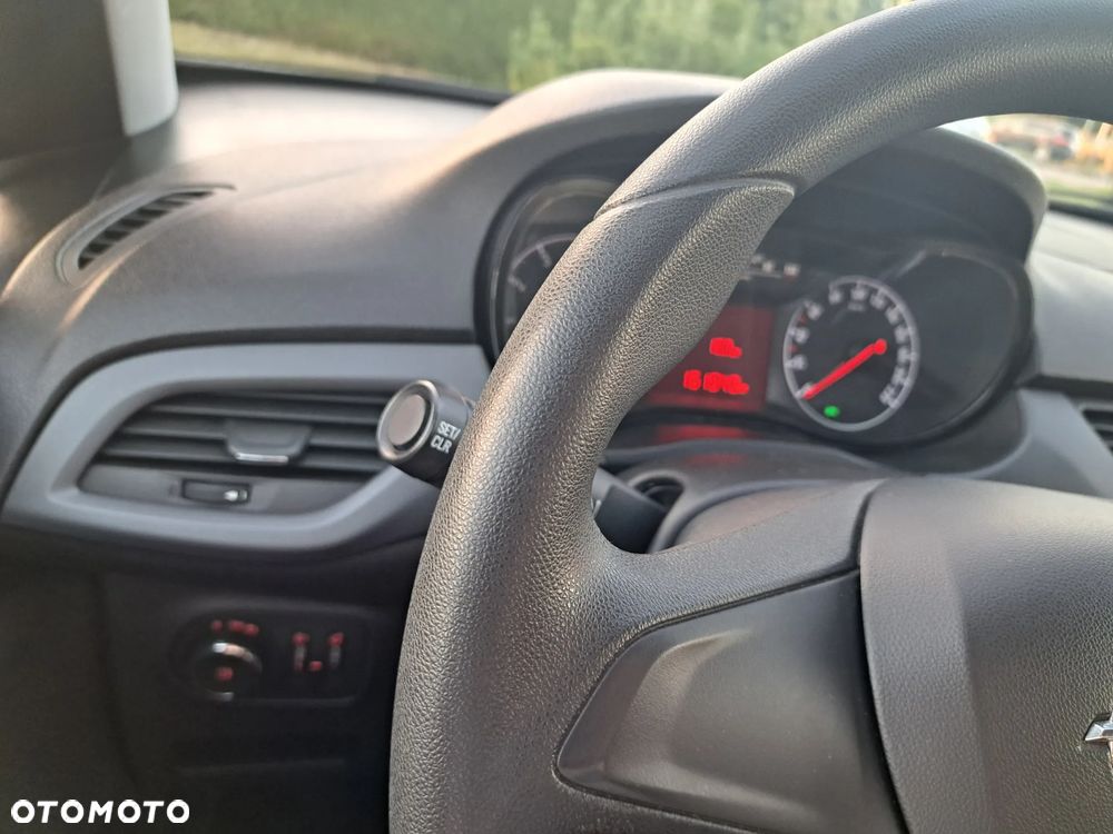 Opel Corsa 1.2 16V Edition / Active - 34