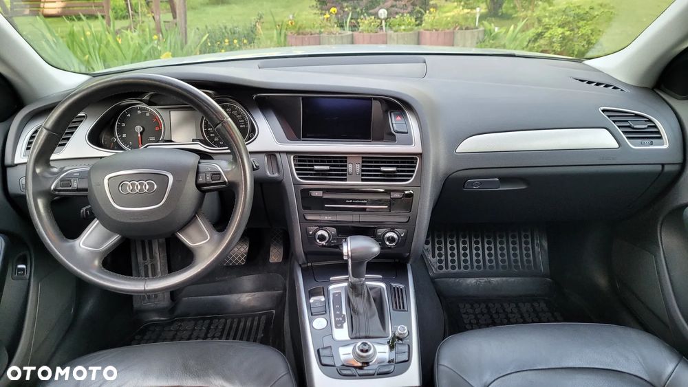 Audi A4 Limousine - 9