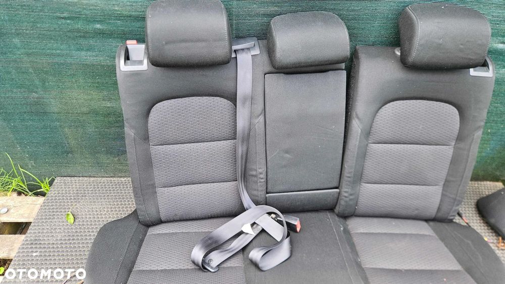 Kanapa Siedzisko Oparcie Welur Podłokietnik Uchwyt Napoje Cupholder Grzane Podgrzewane Skoda Superb II 2 - 13
