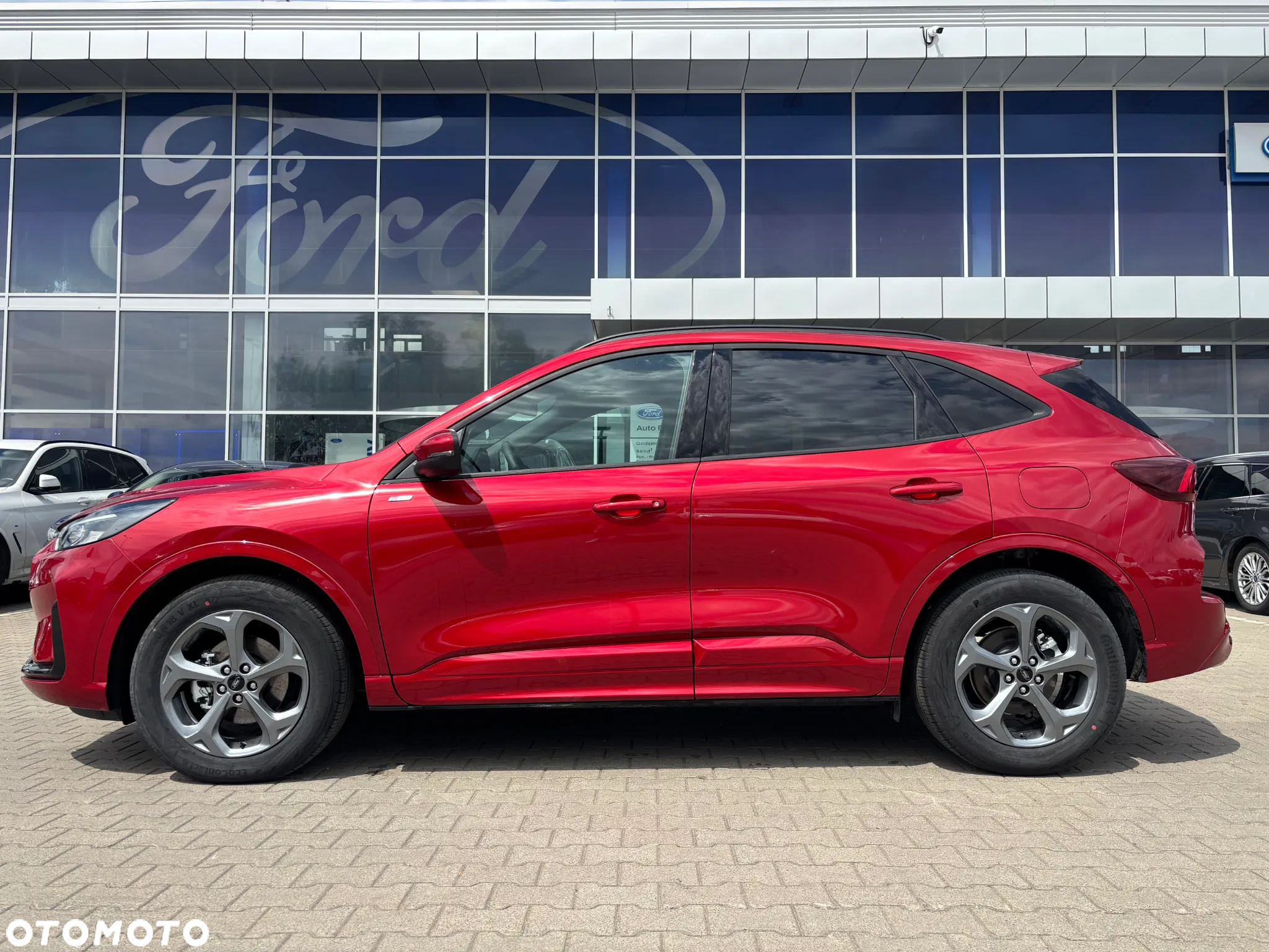 Ford Kuga 1.5 EcoBoost FWD ST-Line - 4
