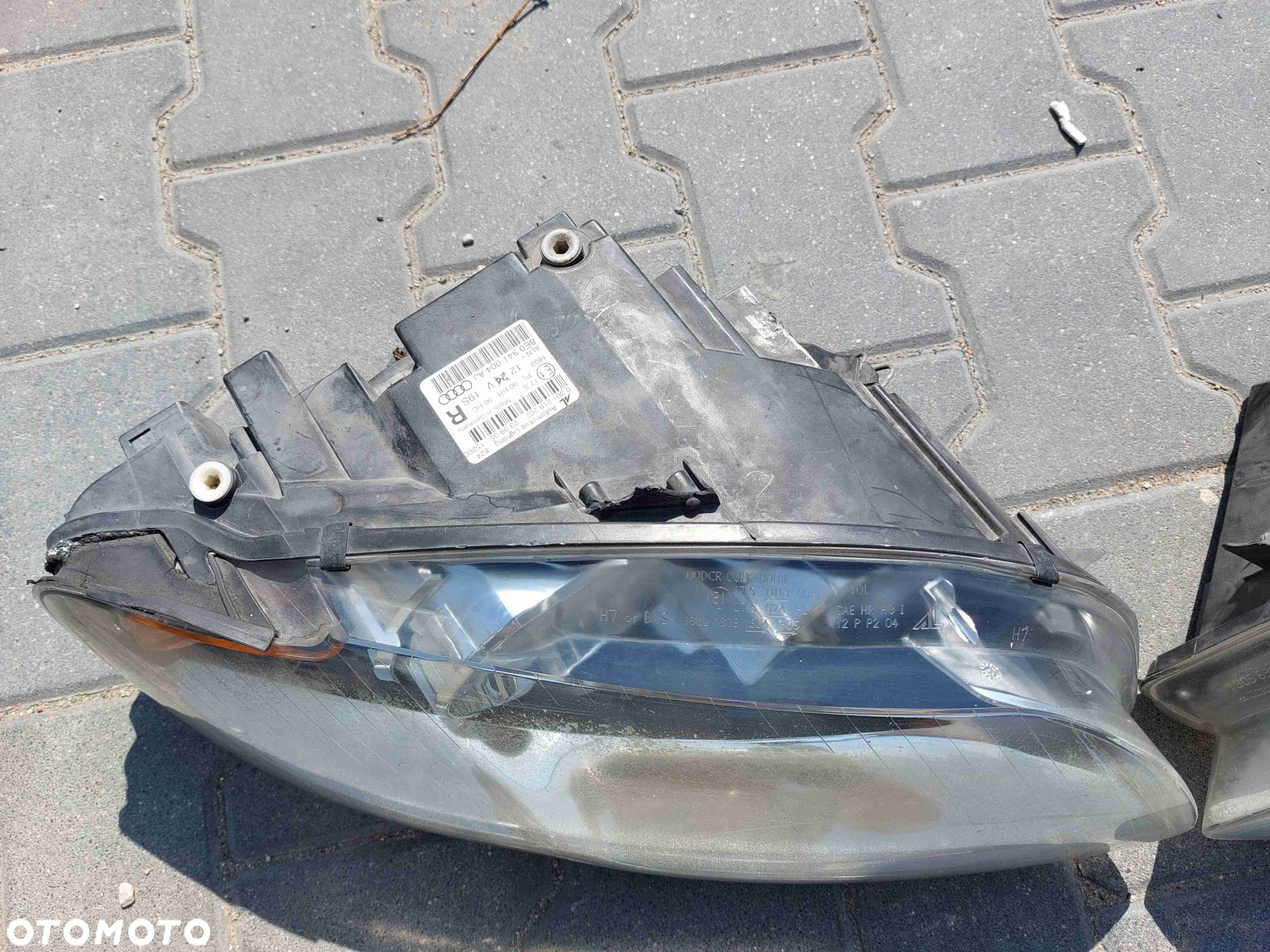 LAMPA LEWY + PRAWY PRZÓD AUDI A4 B7 EU EUROPA - 5