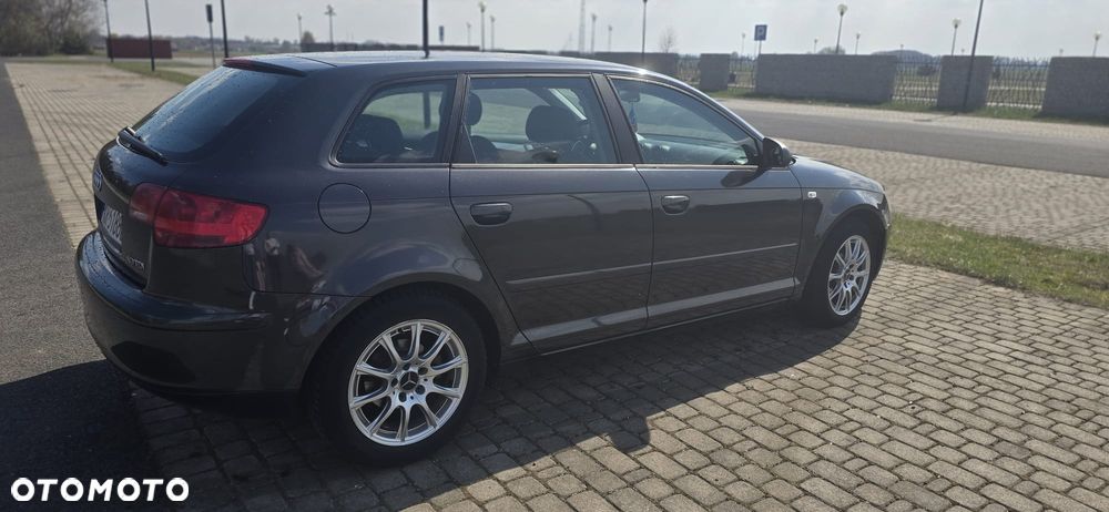 Audi A3 Sportback 1.9 TDI Ambition - 4