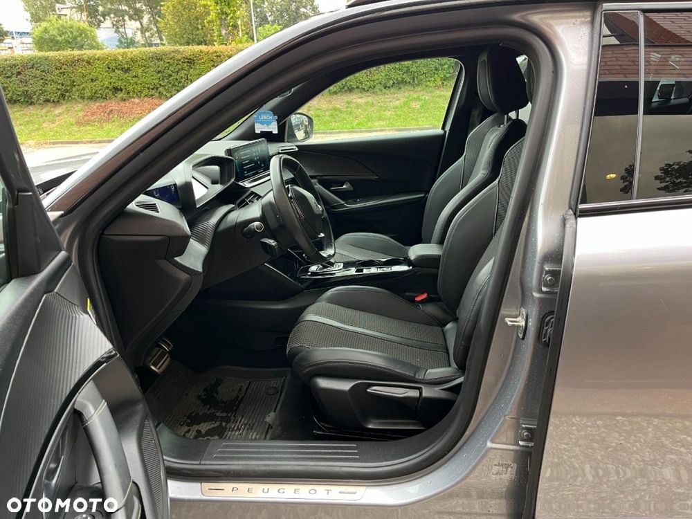 Peugeot 2008 e-2008 GT - 25