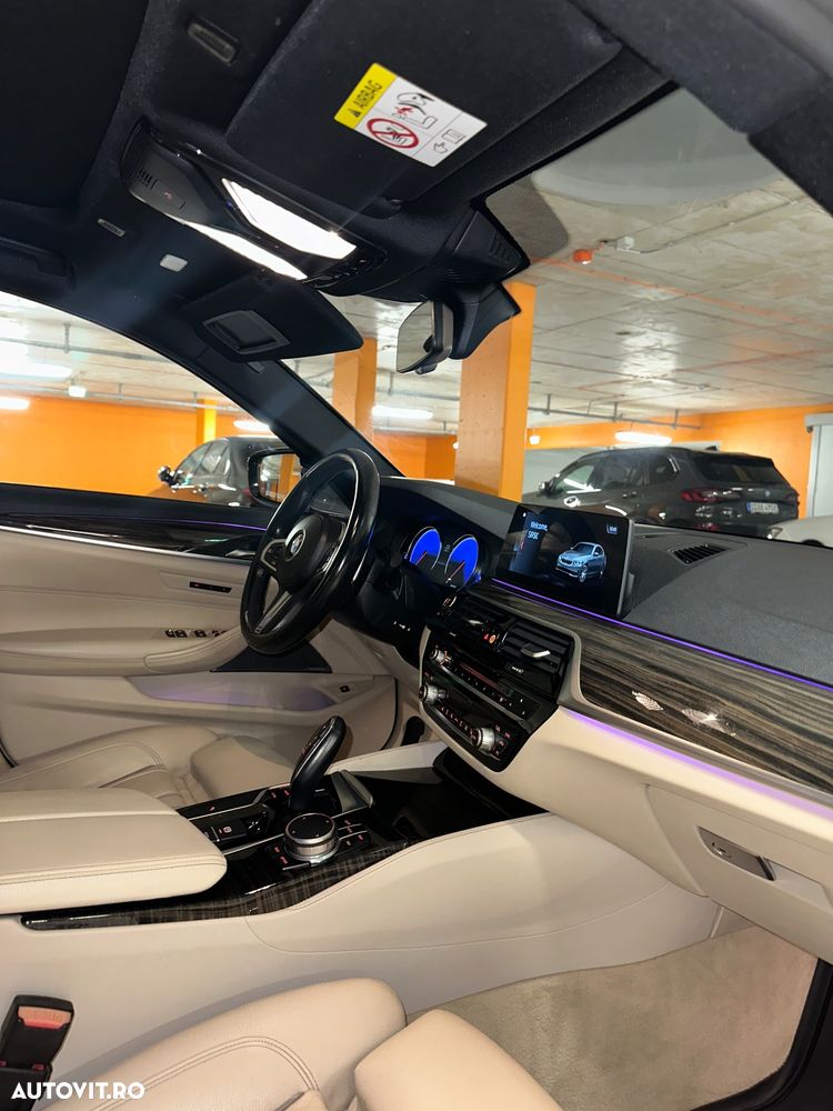 BMW Seria 5 530d xDrive AT - 9