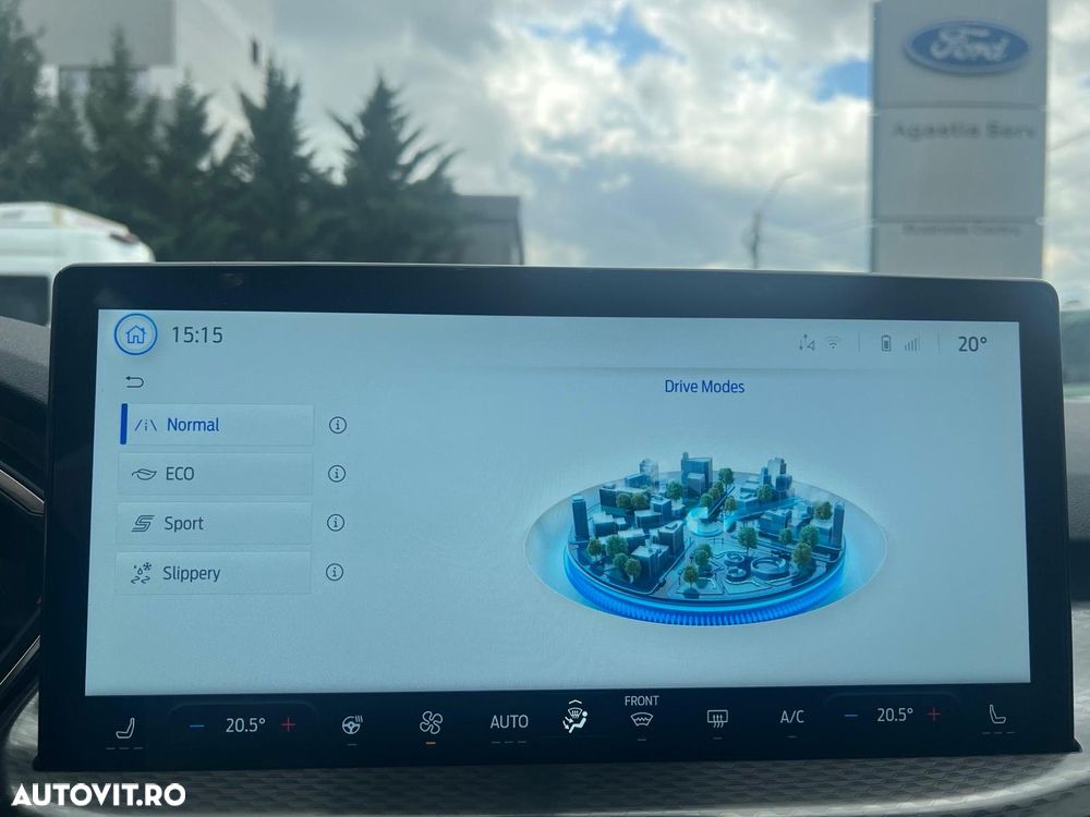 Ford Kuga 1.5 EcoBoost A8 FWD Titanium - 10