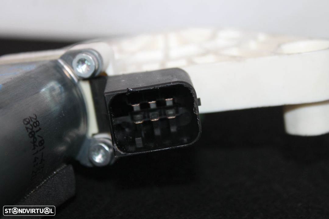 Motor Elevador Vidro Mercedes CLA - 3