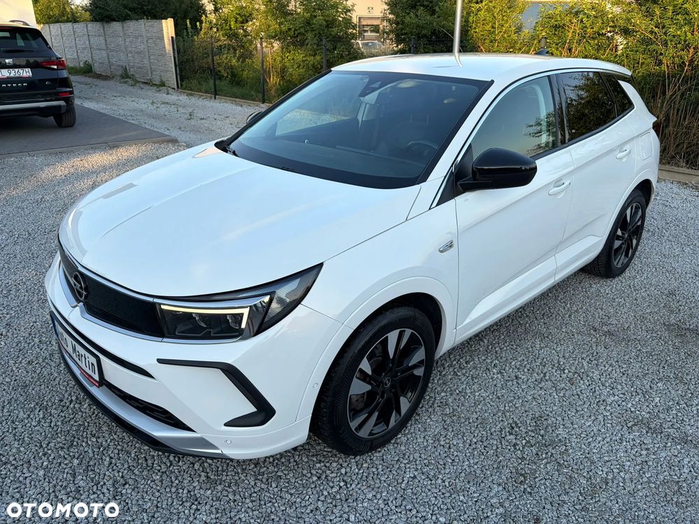 Opel Grandland 1.6 DI Automatik Business Elegance - 3