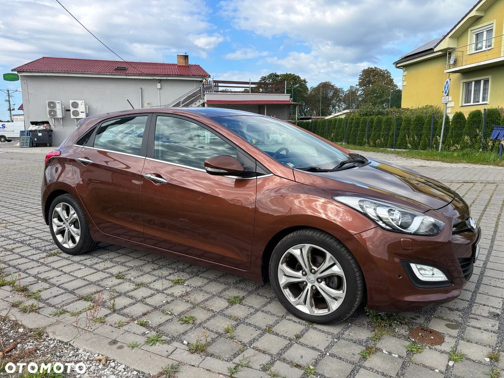 Hyundai i30 blue 1.6 CRDi Trend - 18