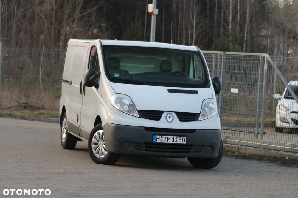 Renault Trafic - 1
