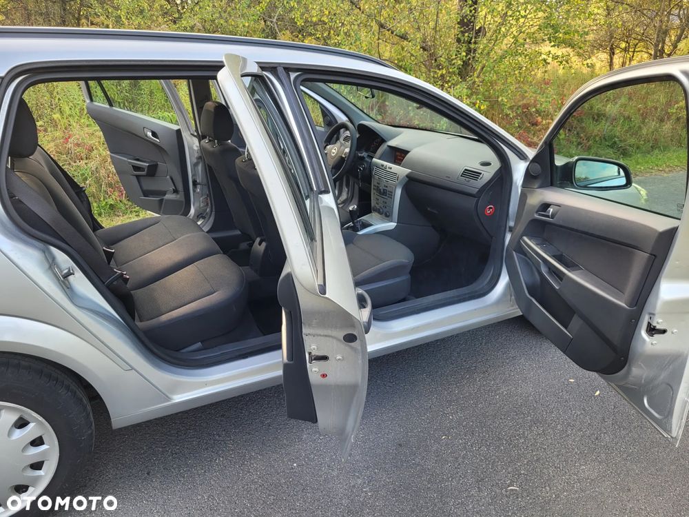 Opel Astra - 16