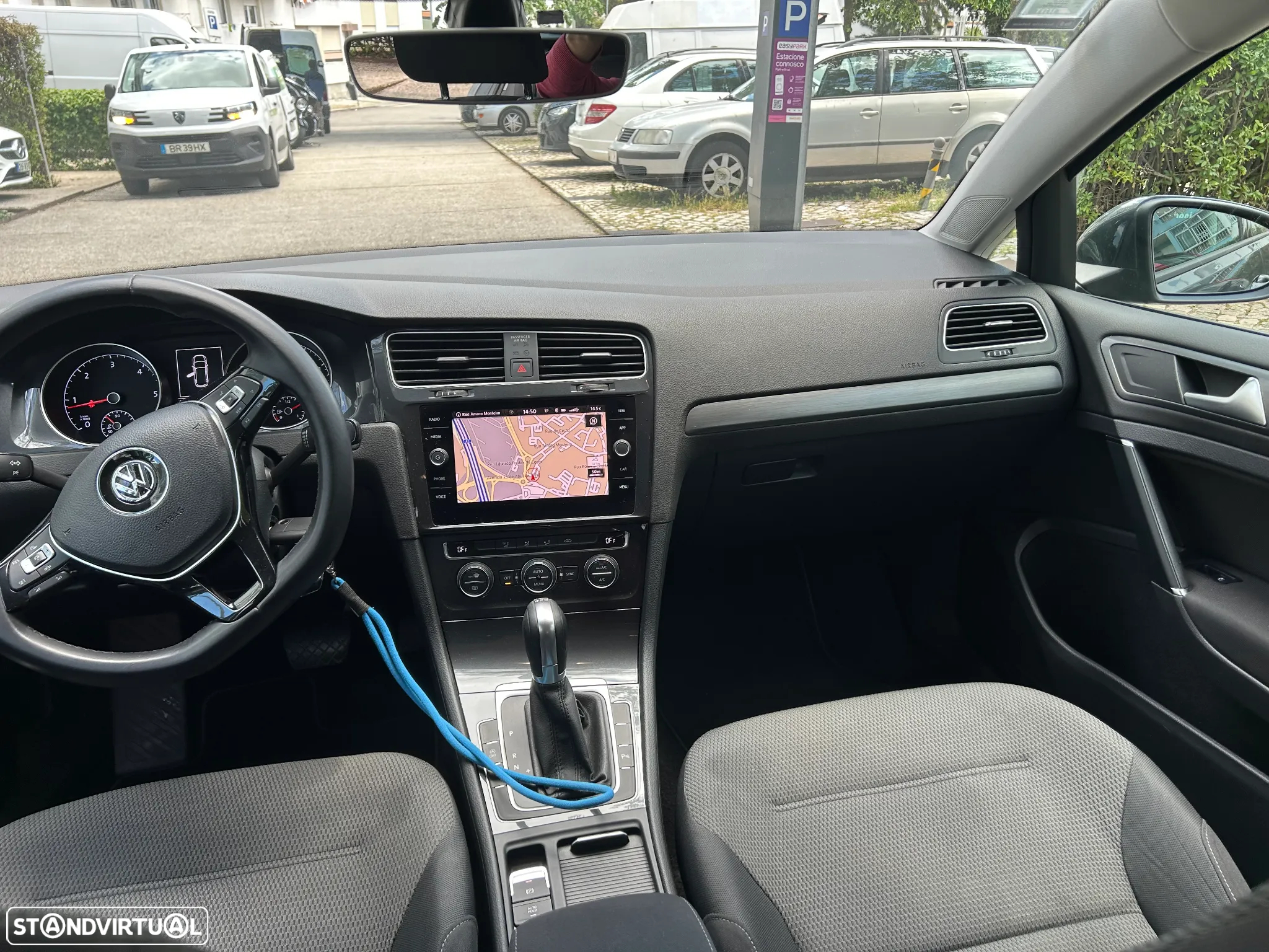 VW Golf Variant 1.6 TDi Confortline DSG - 11