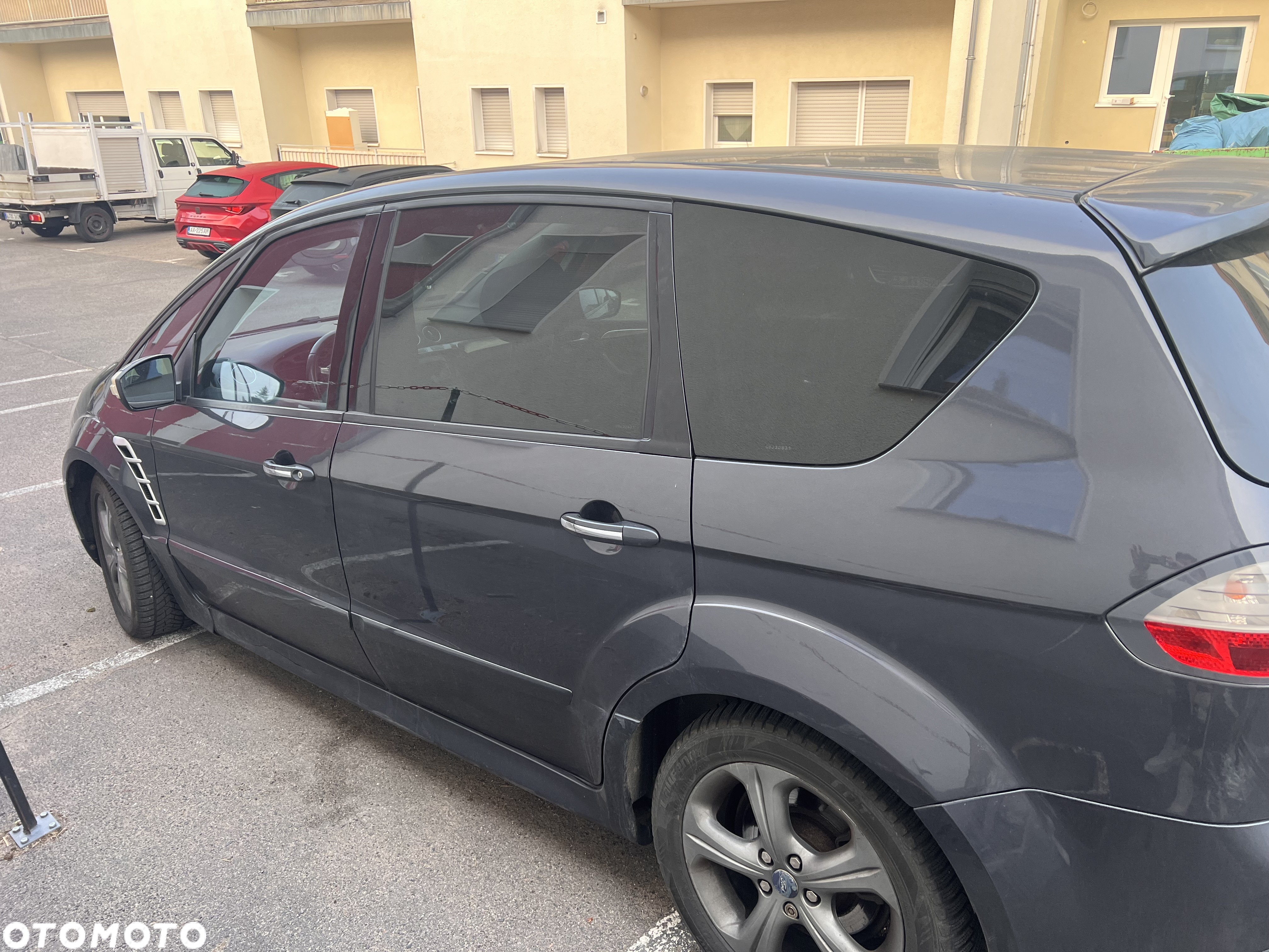 Ford S-Max - 7