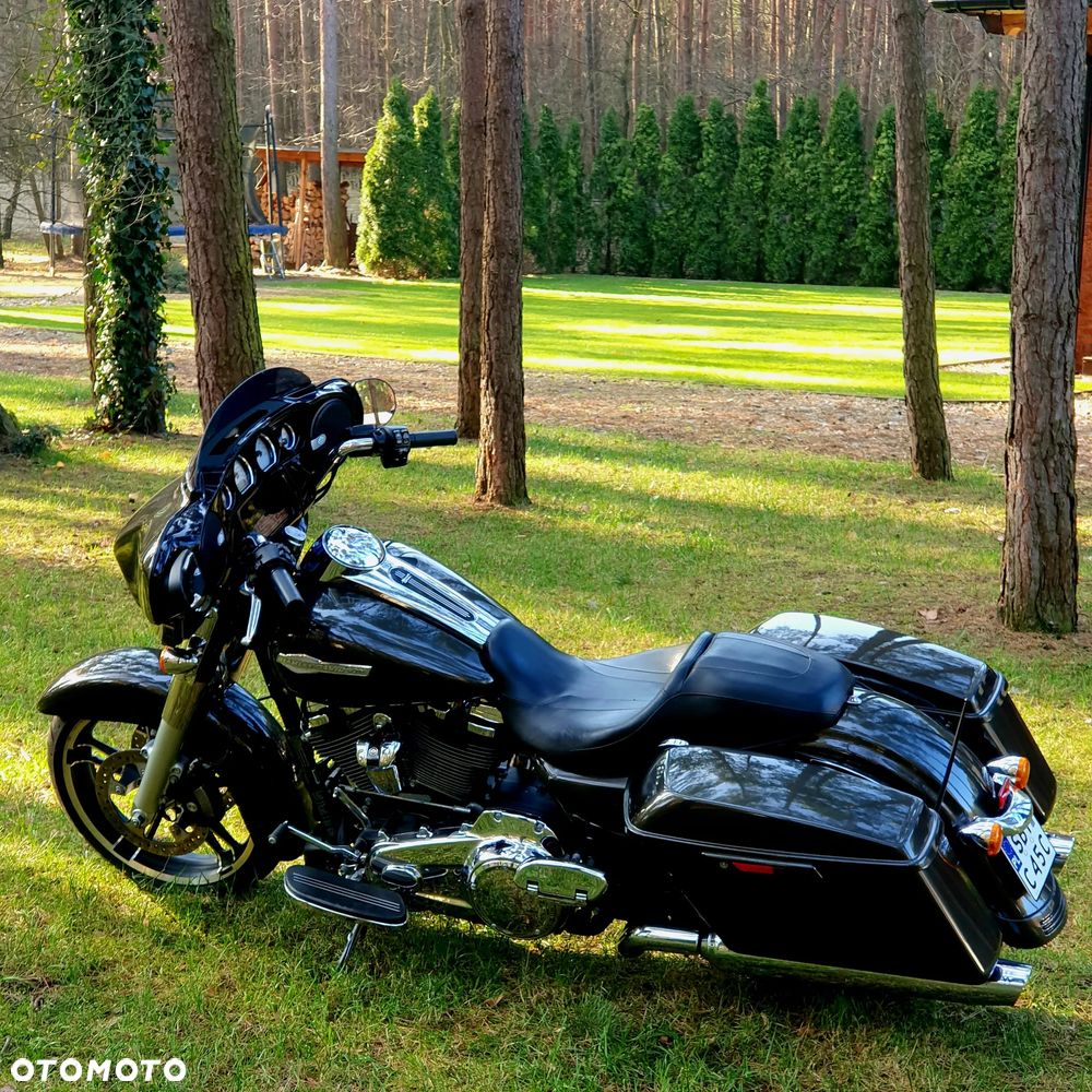 Harley-Davidson Touring Street Glide - 6