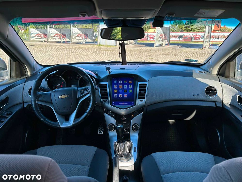 Chevrolet Cruze - 2