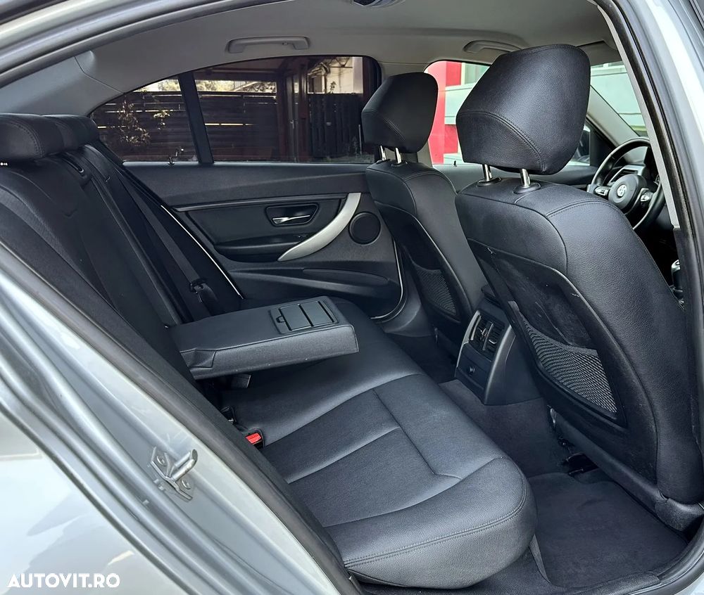 BMW Seria 3 - 34