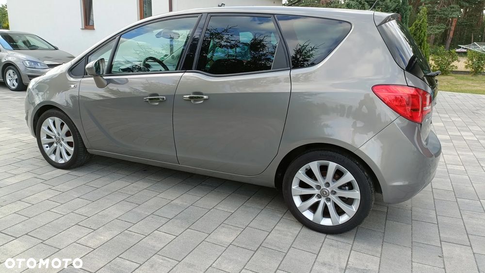 Opel Meriva 1.4 T Cosmo - 11