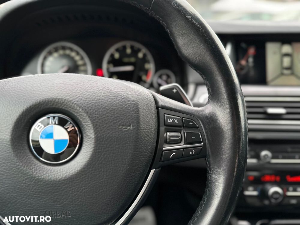 BMW Seria 5 520d Aut. - 23