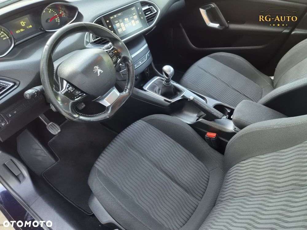 Peugeot 308 - 38