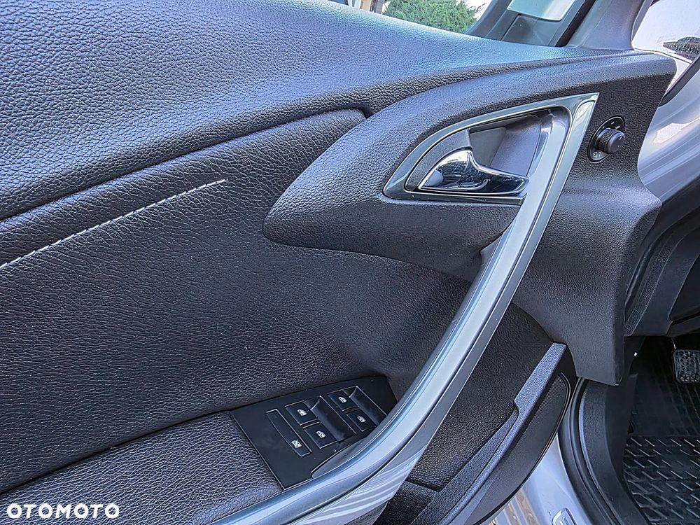 Opel Astra 1.4 T Cosmo - 16