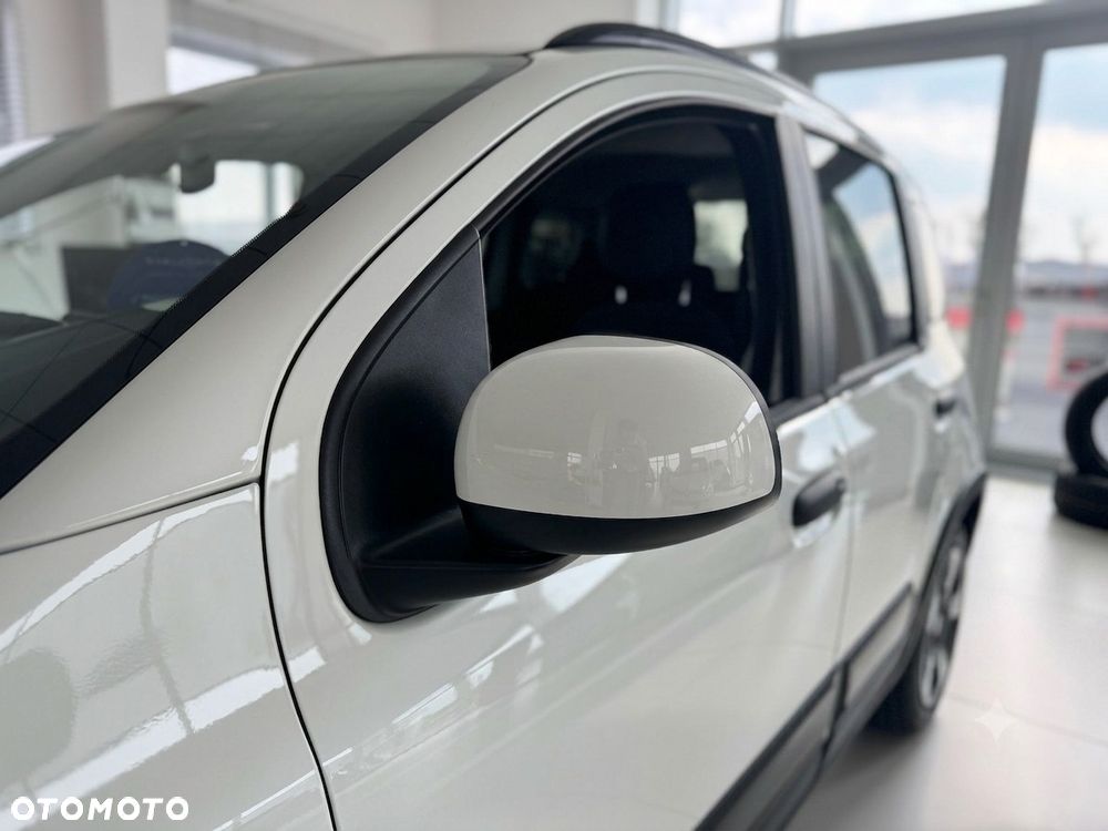 Fiat Panda 1.0 Hybrid Cross - 10