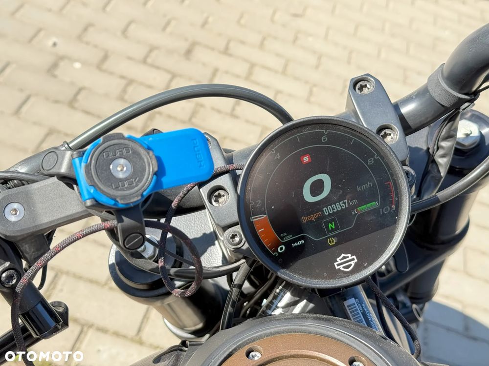 Harley-Davidson Sportster - 8