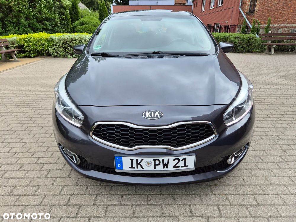Kia Ceed 1.6 CRDi 128 Platinum Edition - 12